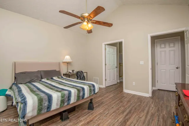 $2,100 | 117 Channel Way, Clinton, TN 37716