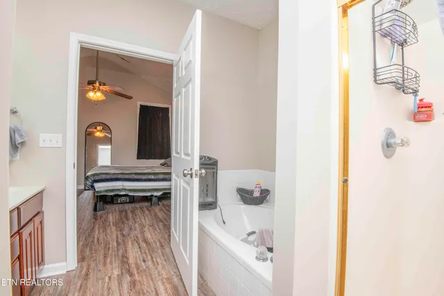 $2,100 | 117 Channel Way, Clinton, TN 37716