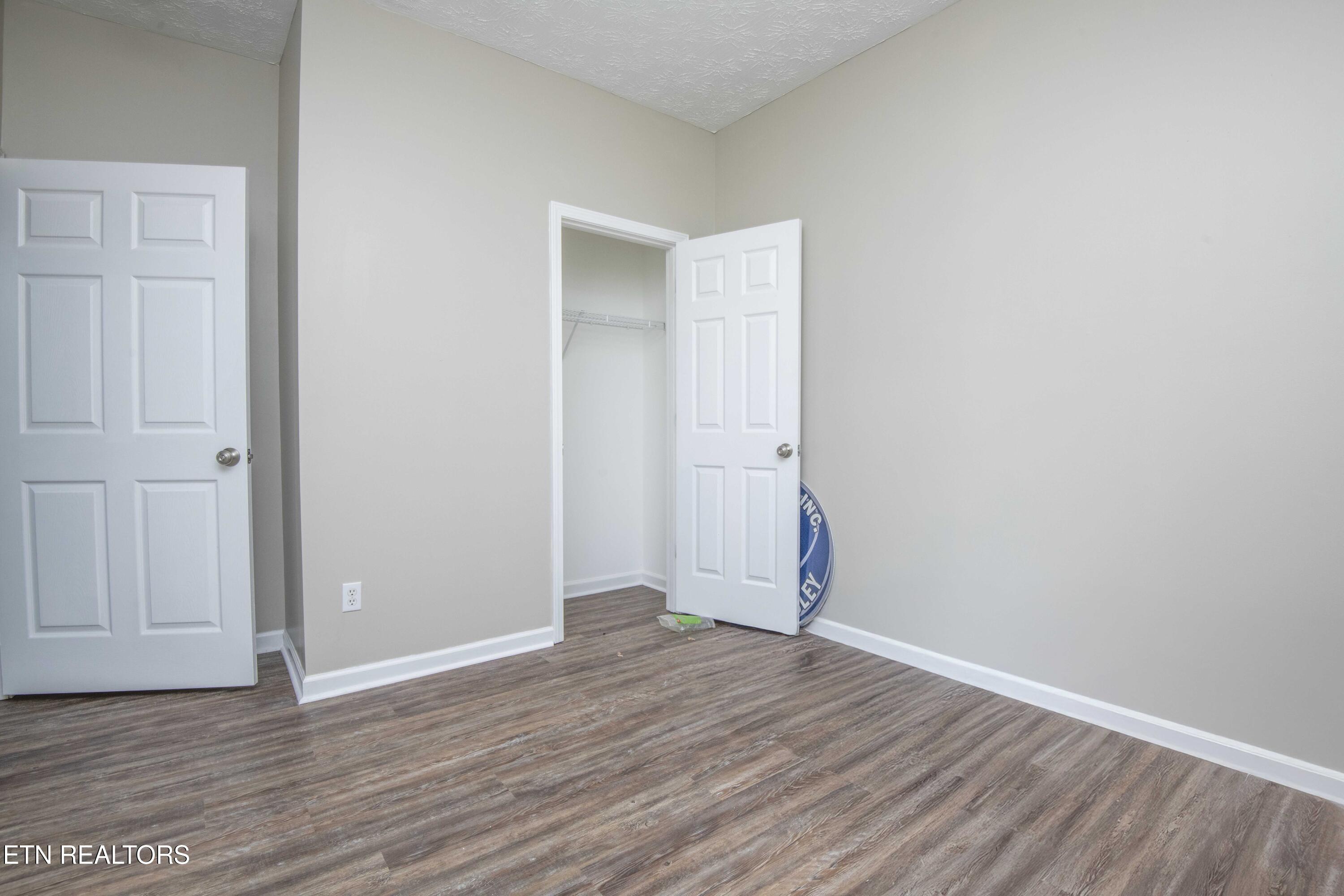 117 Channel Way Clinton, TN 37716 - Photo 29 of 39 28_1