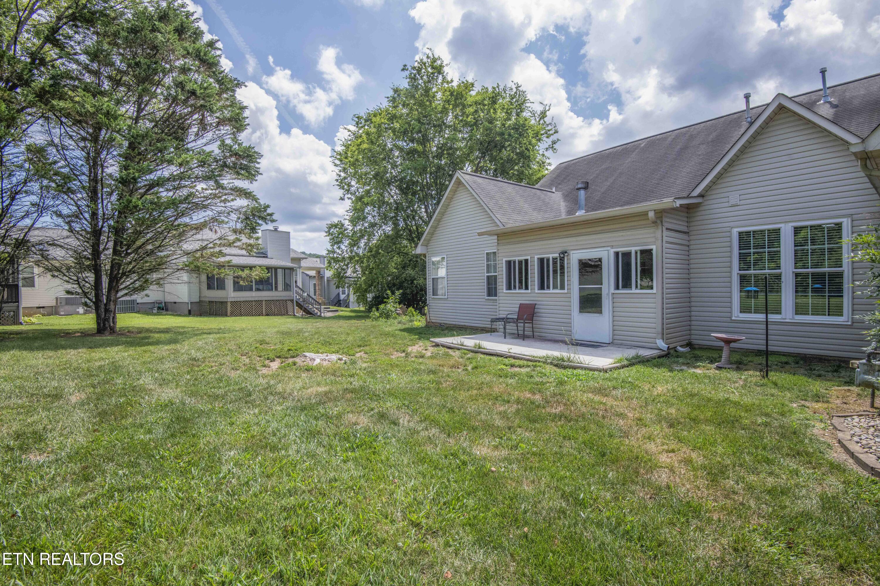 117 Channel Way Clinton, TN 37716 - Photo 36 of 39 35_1