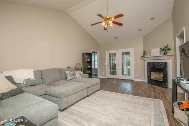 $2,100 | 117 Channel Way, Clinton, TN 37716