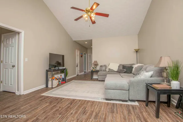 $2,100 | 117 Channel Way, Clinton, TN 37716