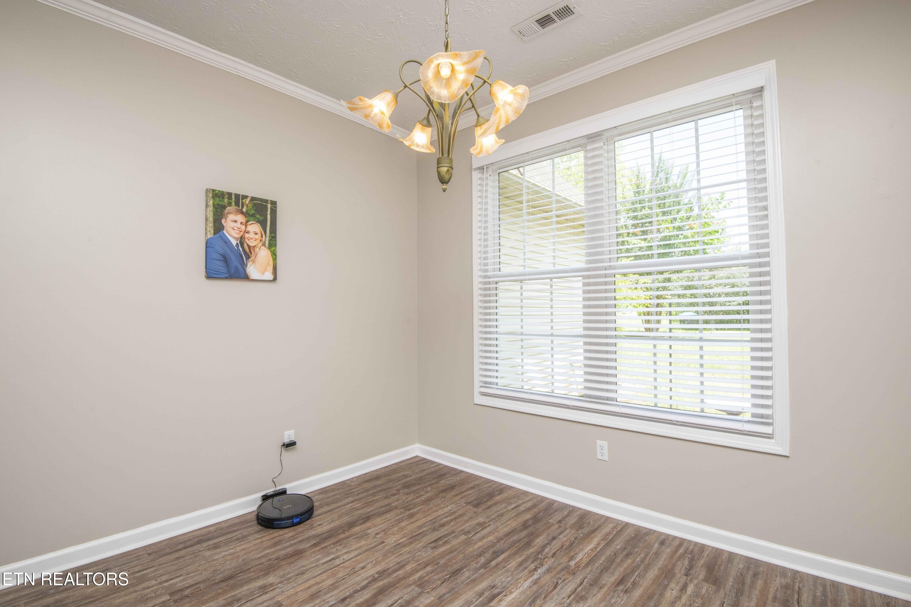 117 Channel Way Clinton, TN 37716 - Photo 9 of 39 9_1