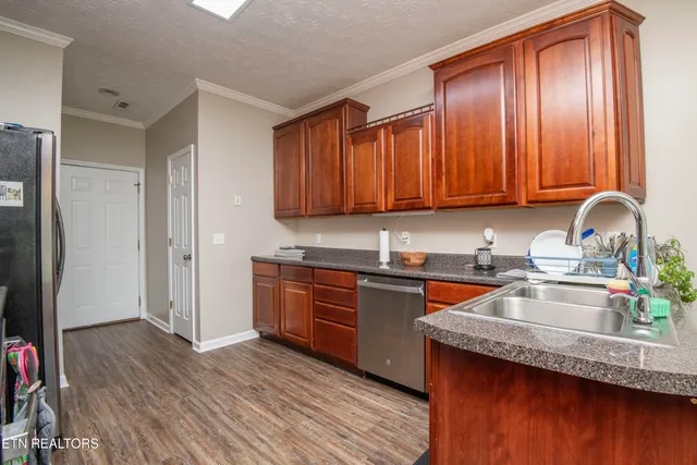 $2,100 | 117 Channel Way, Clinton, TN 37716