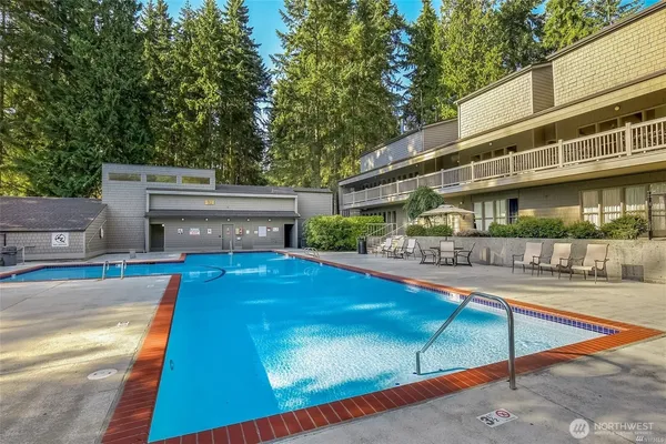 $2,100 | 6479 137th Avenue Northeast, Unit 361, Redmond, WA 98052