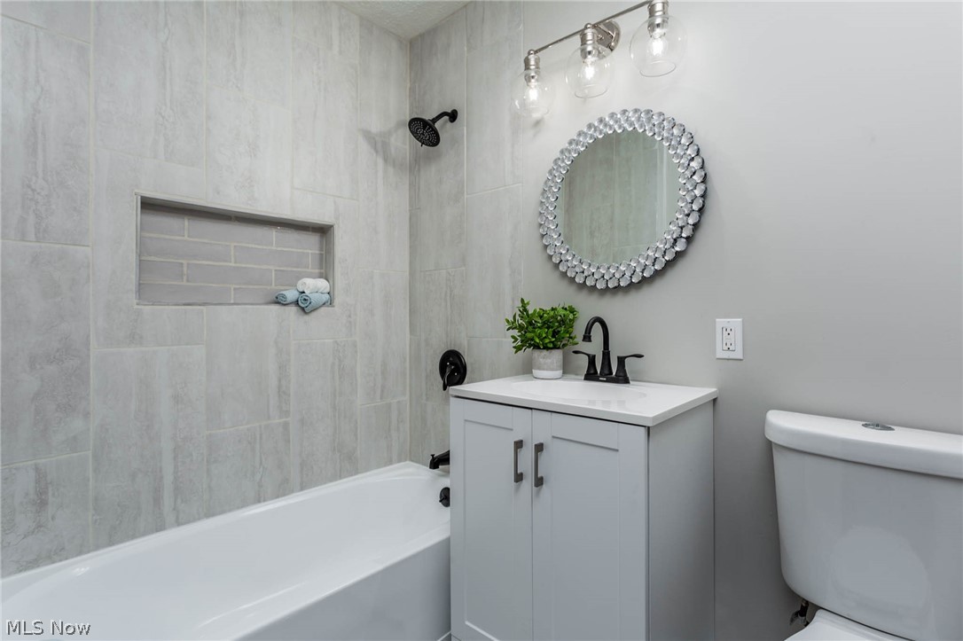 5830 Randy Road Bedford Heights, OH 44146 - Photo 16 of 29