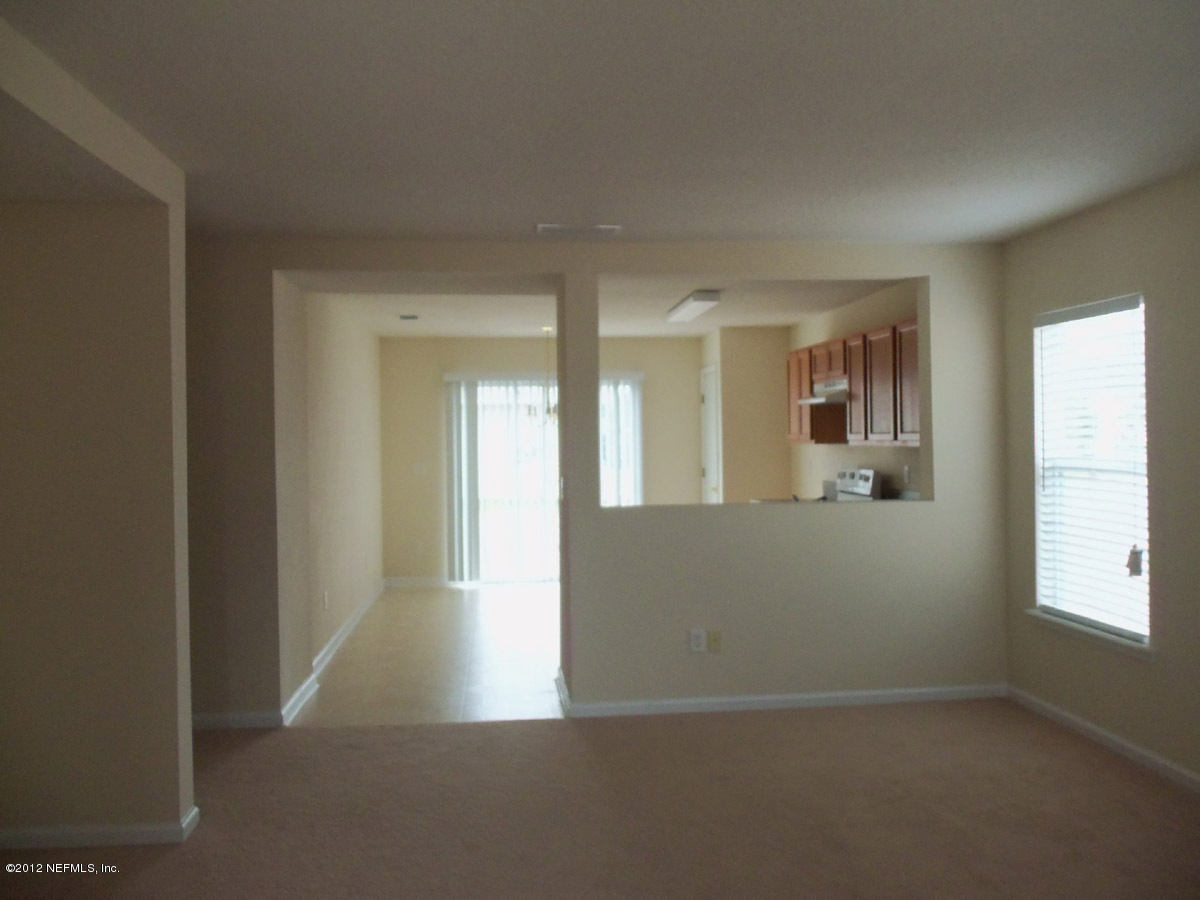 76016 Long Pond Loop Yulee, FL 32097 - Photo 2 of 8 View as you enter