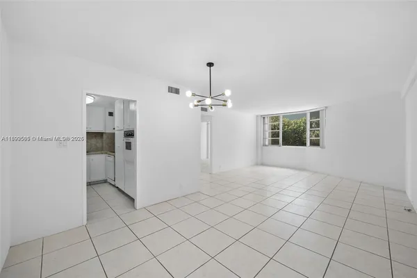 $2,300 | 3301 Northeast 5th Avenue, Unit 307, Miami, FL 33137