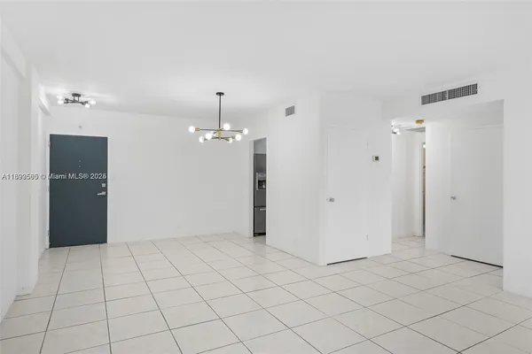 $2,300 | 3301 Northeast 5th Avenue, Unit 307, Miami, FL 33137