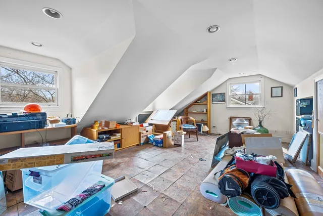 $399,000 | 971 Windsor Road, Highland Park, IL 60035