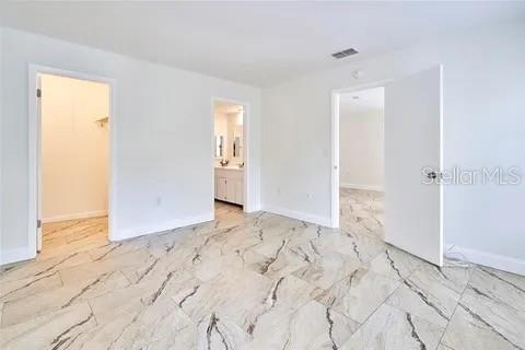 11713 Raintree Drive Tampa, FL 33617 - Photo 11 of 20