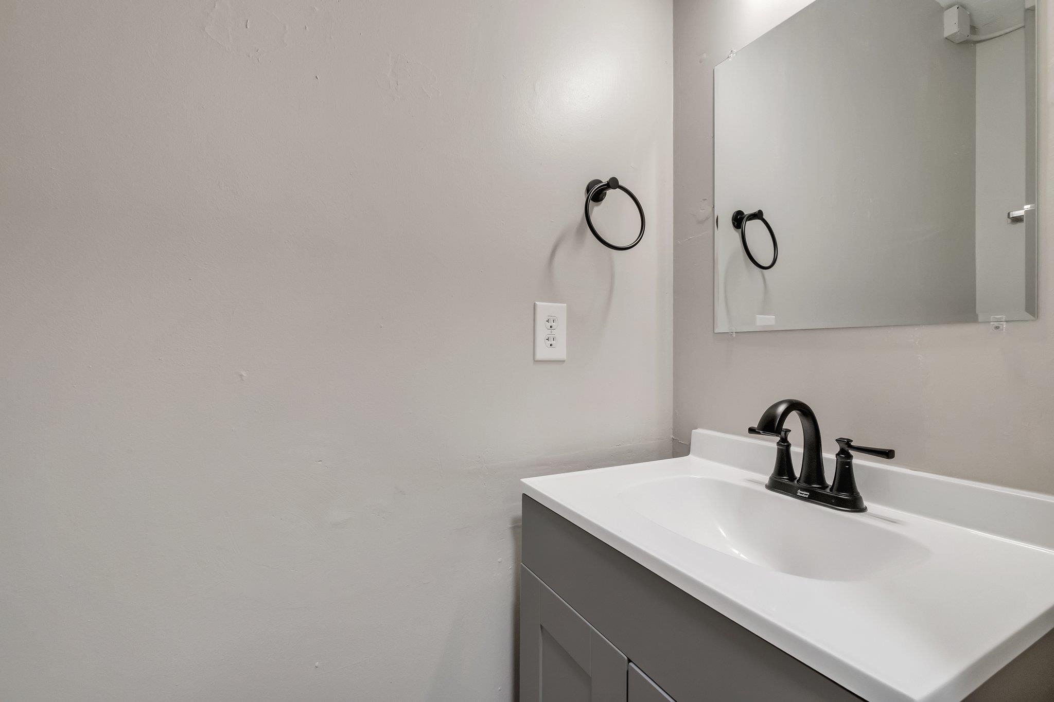 1802 Hartsfield Road, Unit A B C D Tallahassee, FL 32303 - Photo 5 of 11