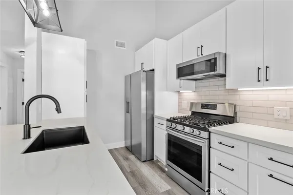 $4,200 | 113 Loma Lane, San Clemente, CA 92672