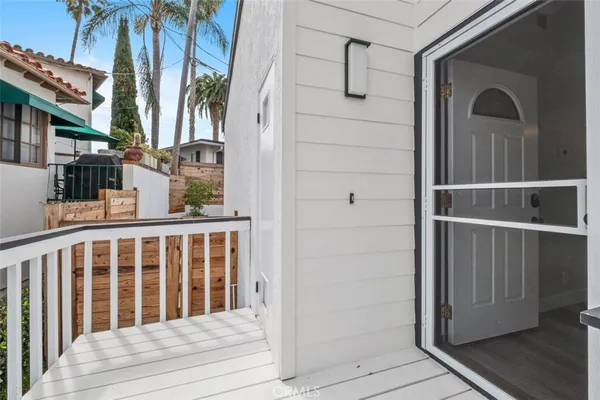 $4,200 | 113 Loma Lane, San Clemente, CA 92672