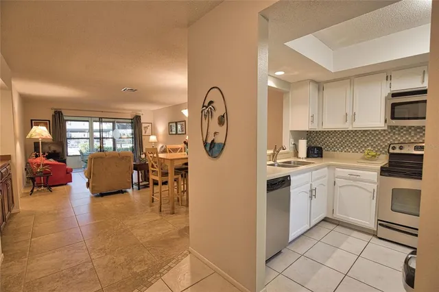 $249,900 | 360 3 Lakes Lane, Unit G, Venice, FL 34285