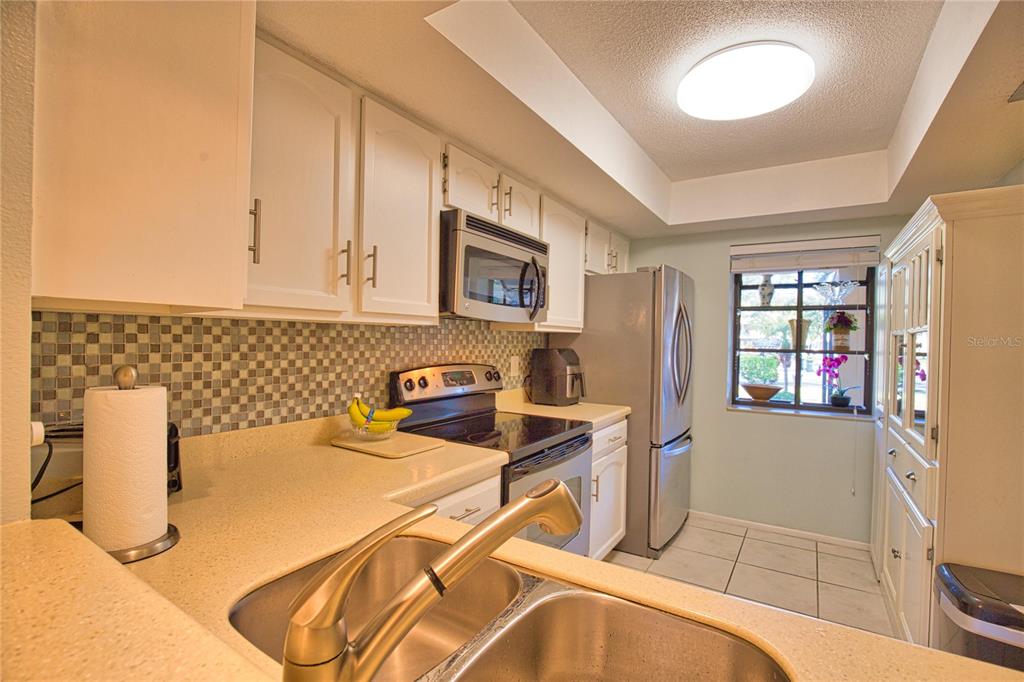 360 3 Lakes Lane, Unit G Venice, FL 34285 - Photo 6 of 21