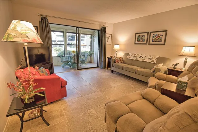 $249,900 | 360 3 Lakes Lane, Unit G, Venice, FL 34285