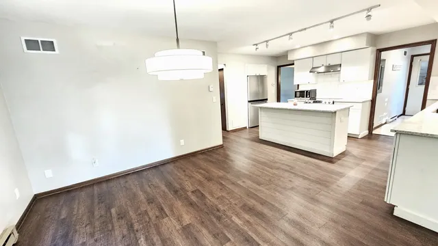 a view of utility room