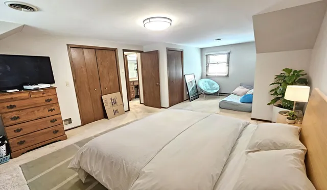 $329,000 | 205 North Lincoln Street, Elwood, IL 60421