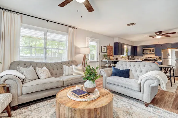 $2,500 | 511 South Myrtle Street, Georgetown, TX 78626