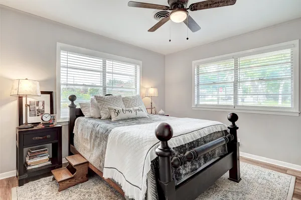 $2,500 | 511 South Myrtle Street, Georgetown, TX 78626