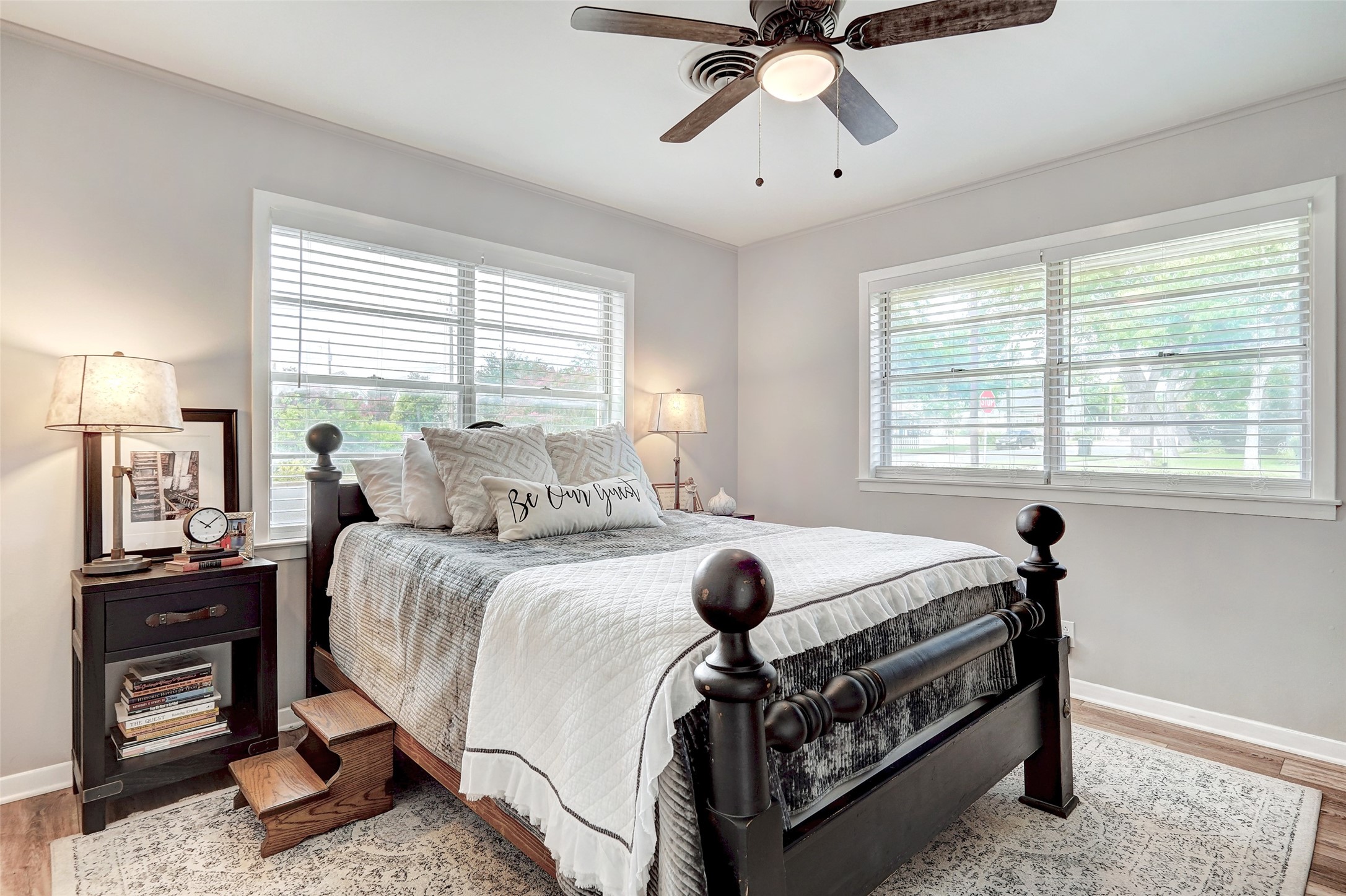 511 South Myrtle Street Georgetown, TX 78626 - Photo 16 of 34