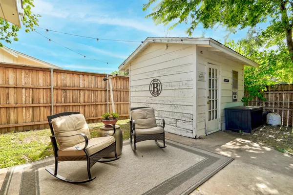 $2,500 | 511 South Myrtle Street, Georgetown, TX 78626