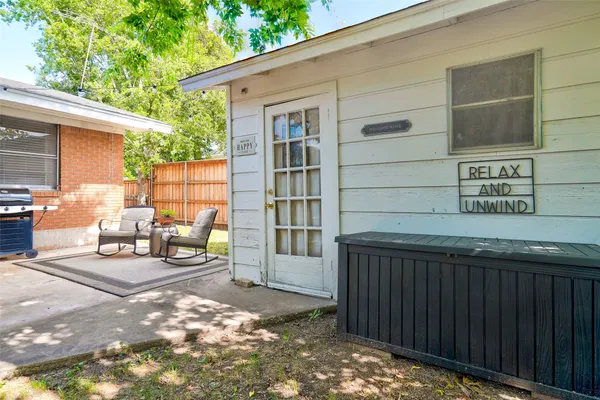 $2,500 | 511 South Myrtle Street, Georgetown, TX 78626