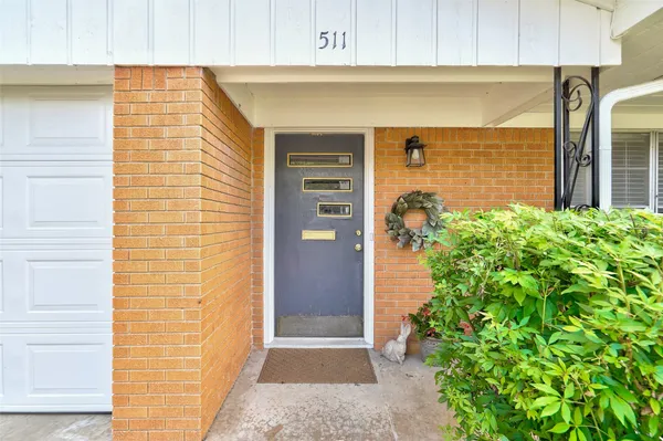$2,500 | 511 South Myrtle Street, Georgetown, TX 78626