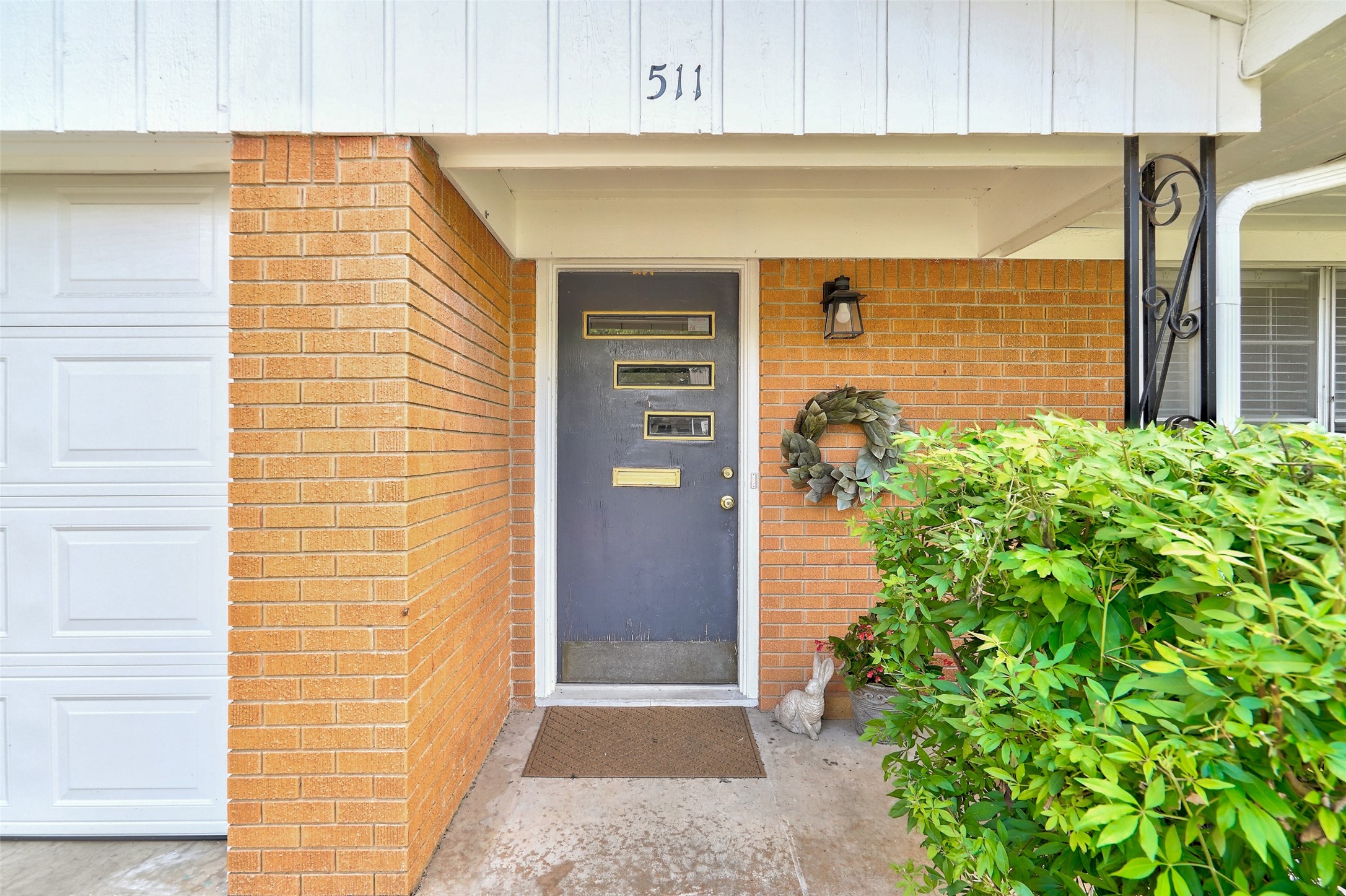 511 South Myrtle Street Georgetown, TX 78626 - Photo 5 of 34