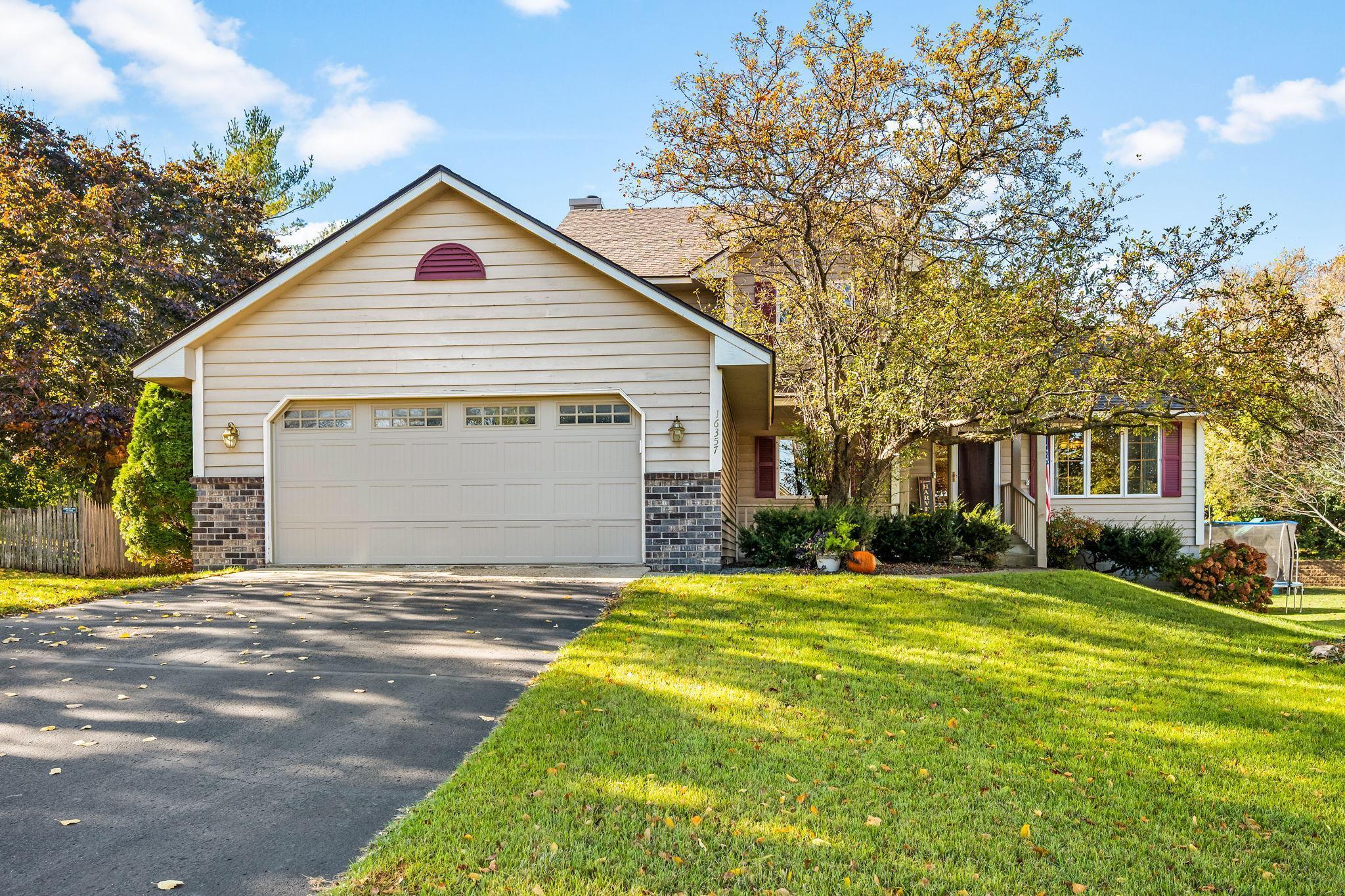 16357 Java Lane Lakeville, MN 55044 - Photo 2 of 36