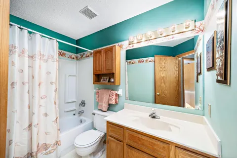 $425,000 | 16357 Java Lane, Lakeville, MN 55044