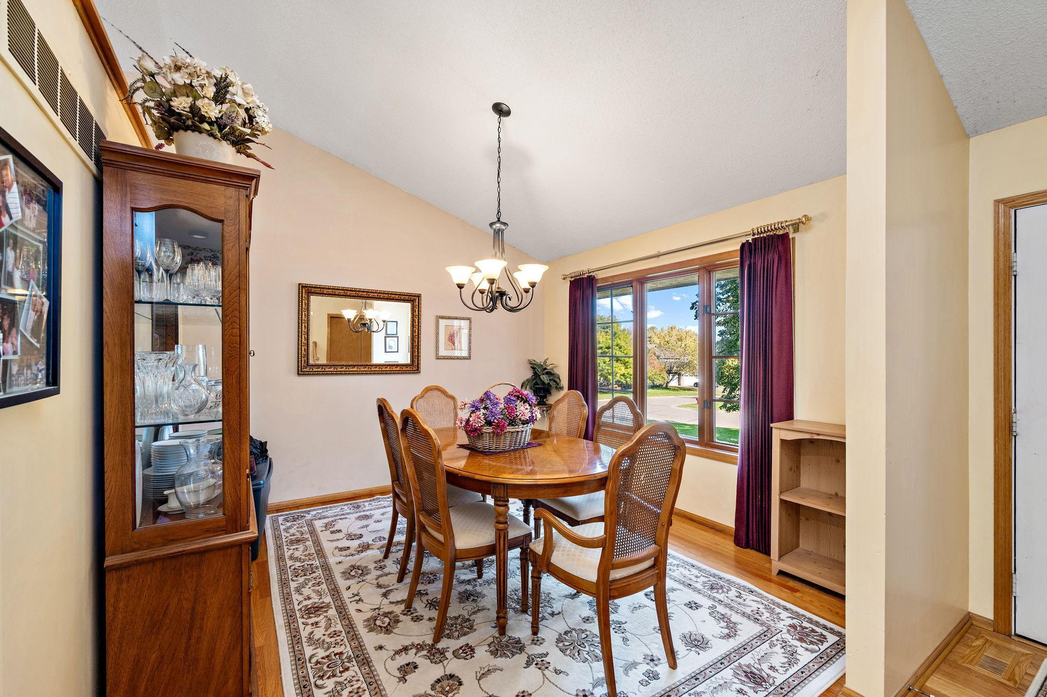 16357 Java Lane Lakeville, MN 55044 - Photo 3 of 36