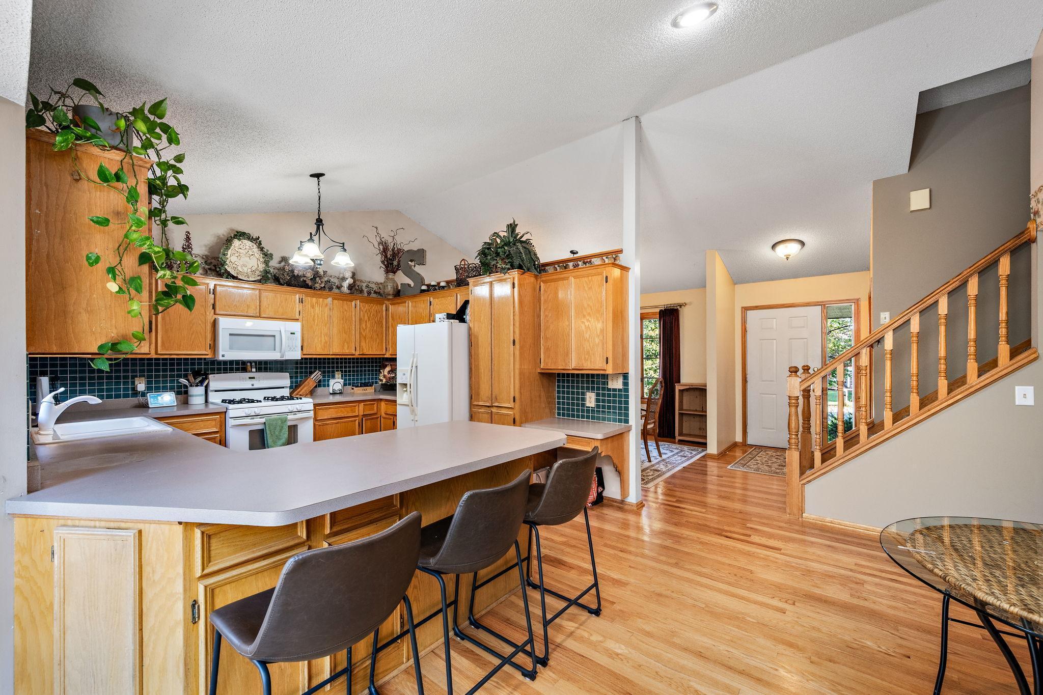 16357 Java Lane Lakeville, MN 55044 - Photo 4 of 36