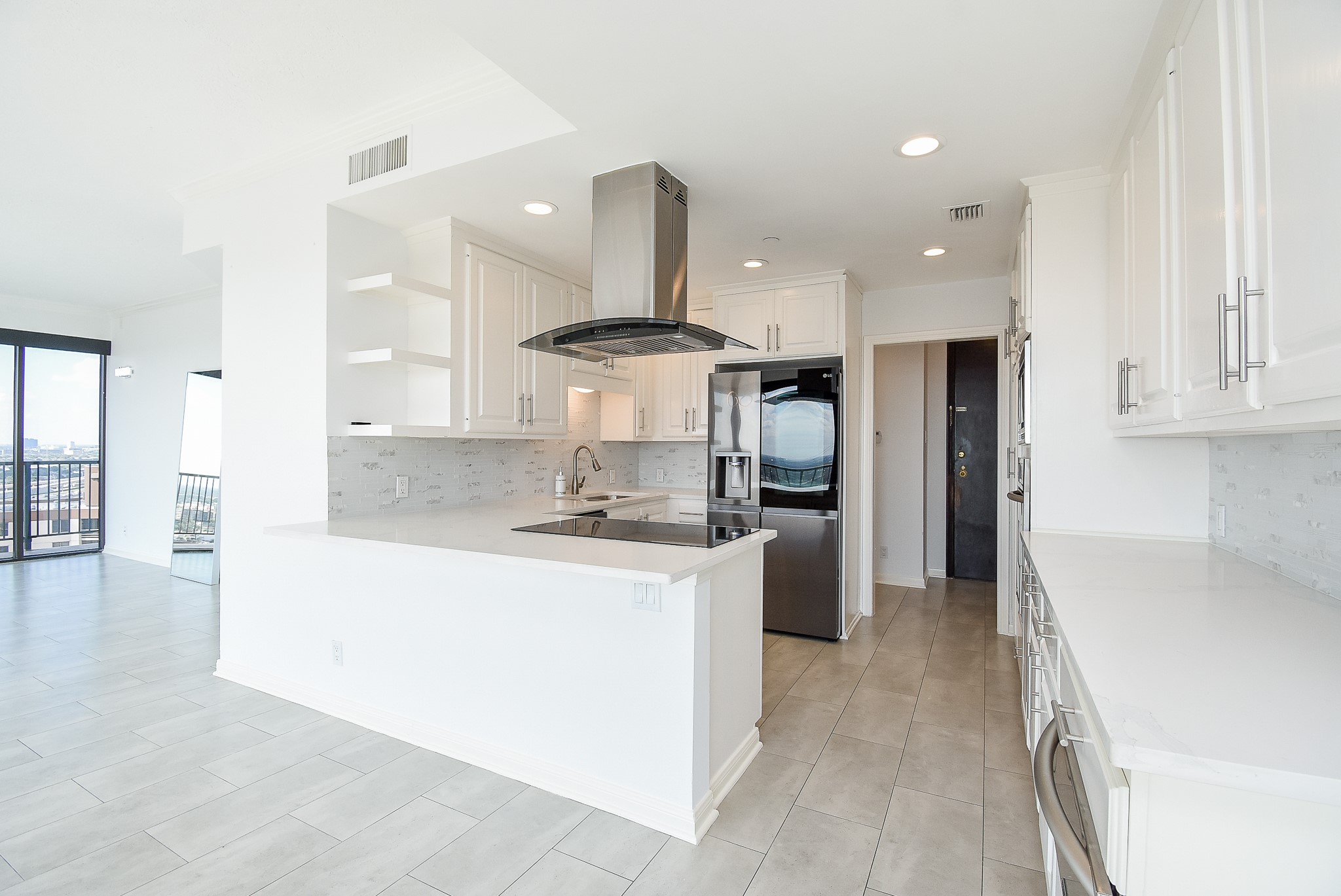 3350 McCue Road, Unit 1801 Houston, TX 77056 - Photo 5 of 50 Gallery Image 5