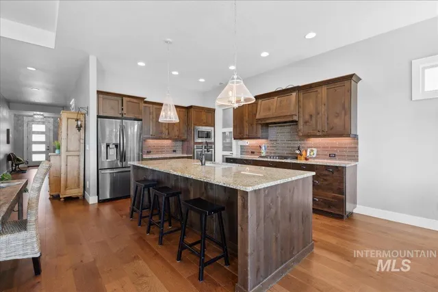 $750,000 | 92 South Wildgrass Way, Star, ID 83669