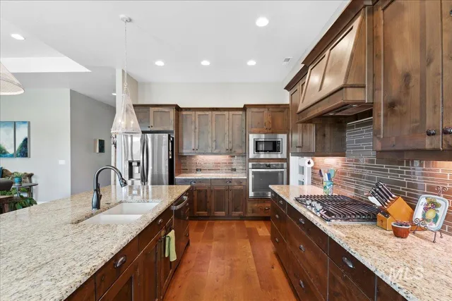 $750,000 | 92 South Wildgrass Way, Star, ID 83669