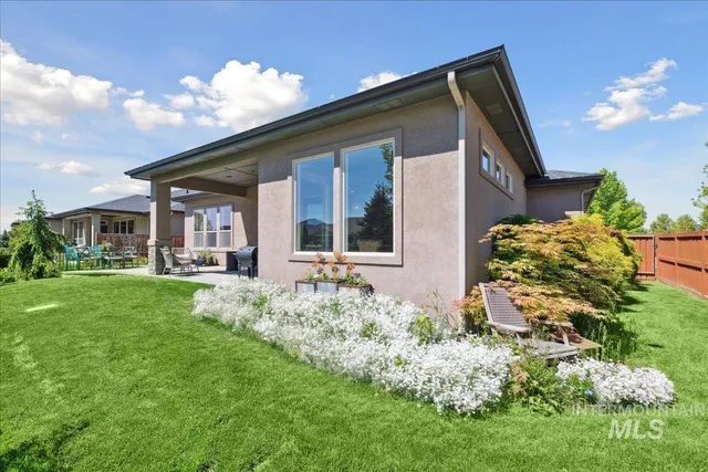 $750,000 | 92 South Wildgrass Way, Star, ID 83669