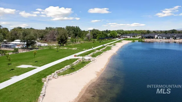 $750,000 | 92 South Wildgrass Way, Star, ID 83669