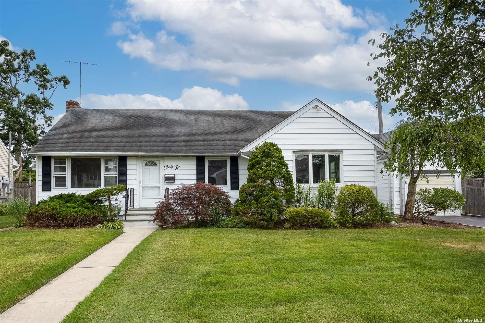 3010 Valley Road Wantagh, NY 11793 - Photo 1 of 1 Gallery Image 1