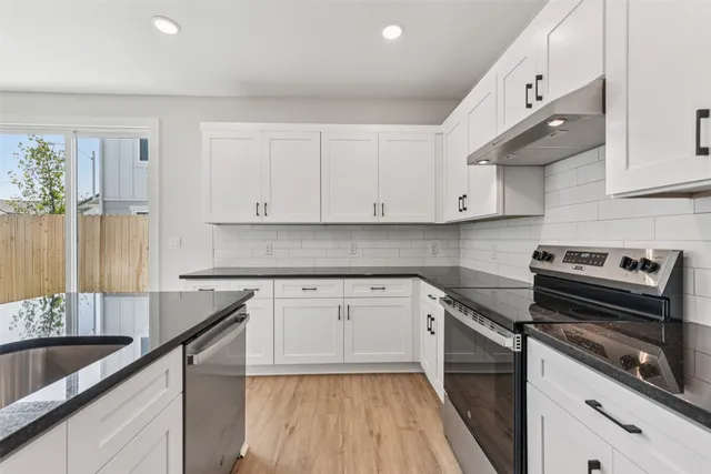 $2,834 | 7309 Wondering Armadillo Way, Austin, TX 78744