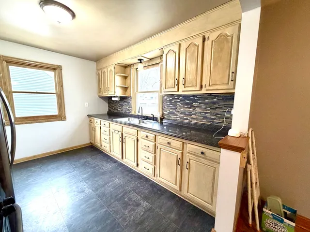 $185,000 | 721 Adams Street, Ottawa, IL 61350