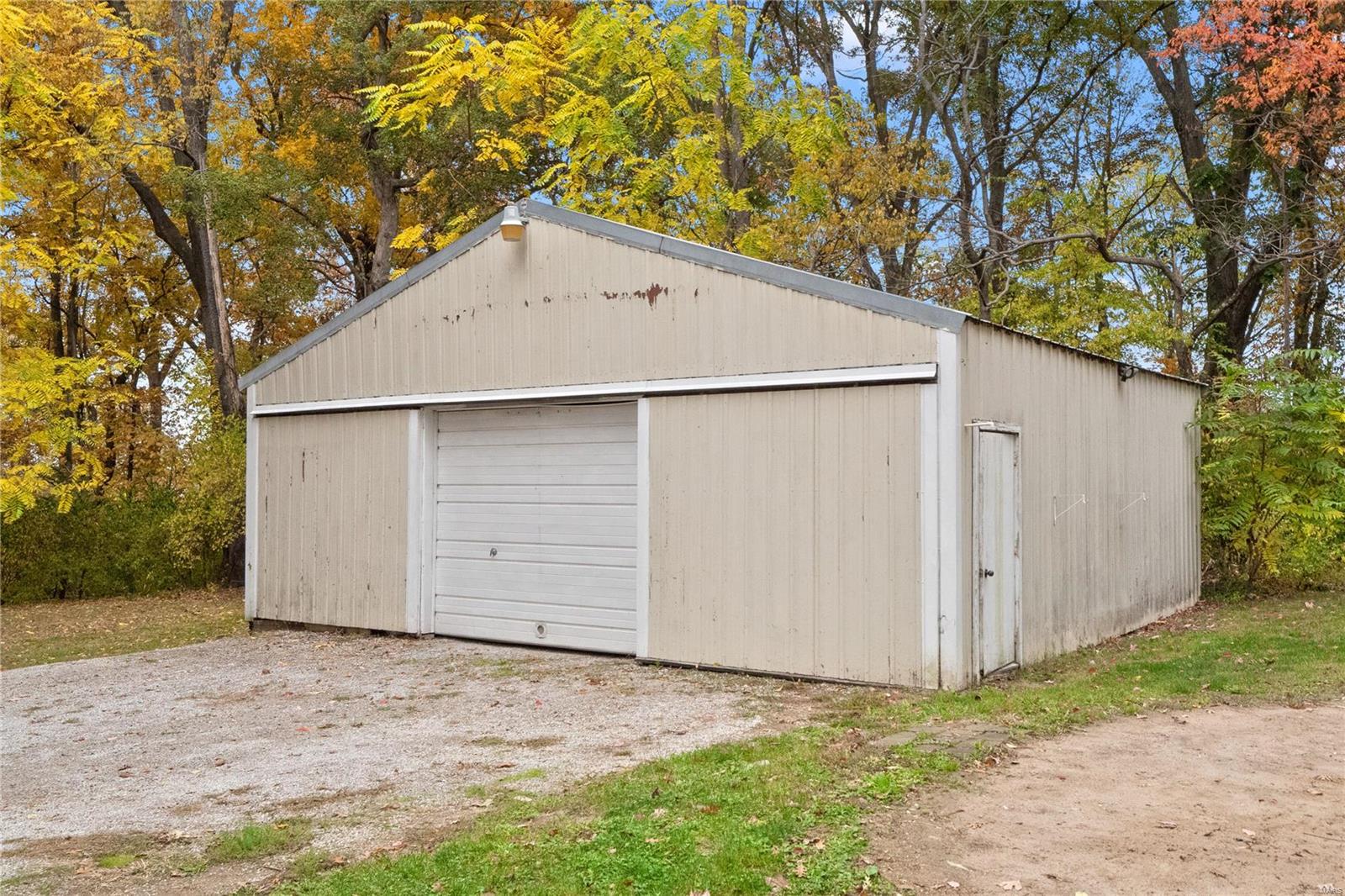 2910 Trout Camp Road Waterloo, IL 62298 - Photo 28 of 35