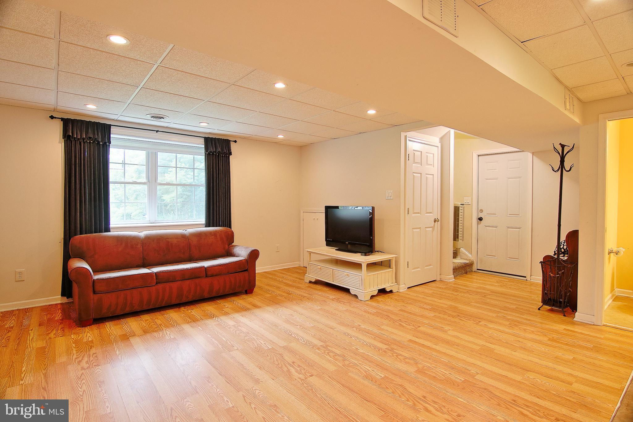 116 Buckwalter Road Pottstown, PA 19465 - Photo 17 of 29 Family Room