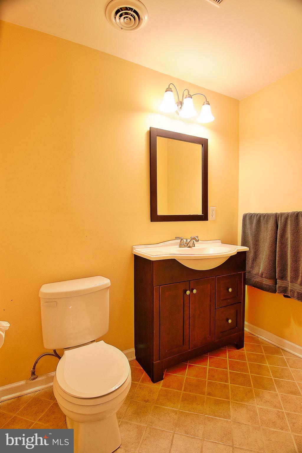 116 Buckwalter Road Pottstown, PA 19465 - Photo 19 of 29 Half Bath