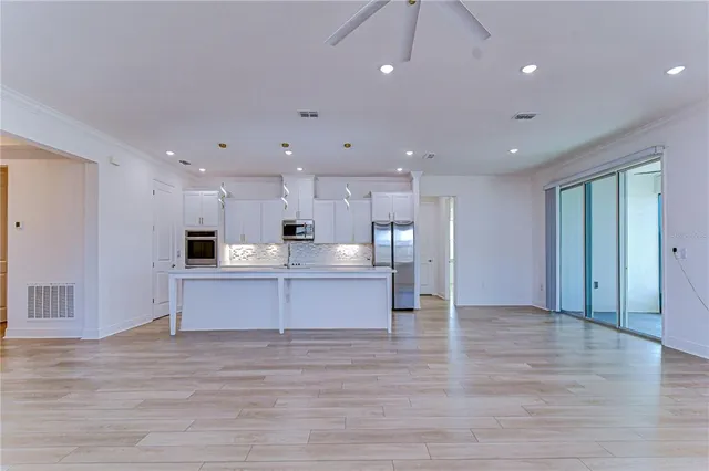 $3,600 | 10027 Dolphin Gull Circle, Thonotosassa, FL 33592