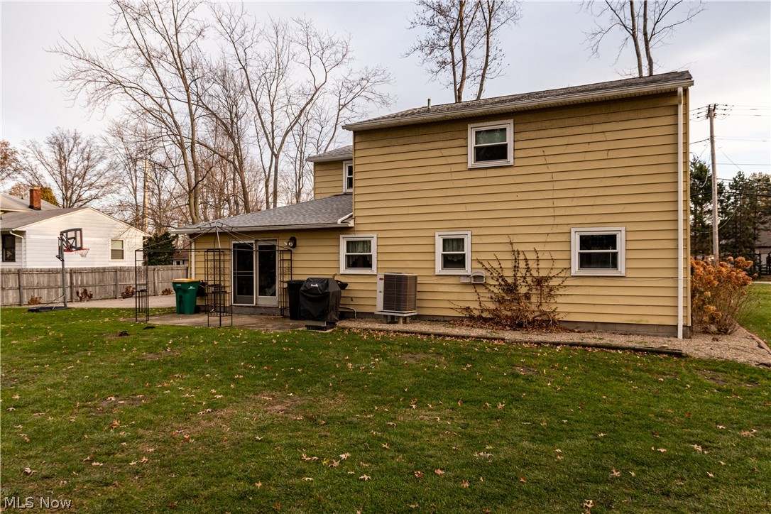 7045 Adkins Road Mentor, OH 44060 - Photo 33 of 35 Gallery Image 33