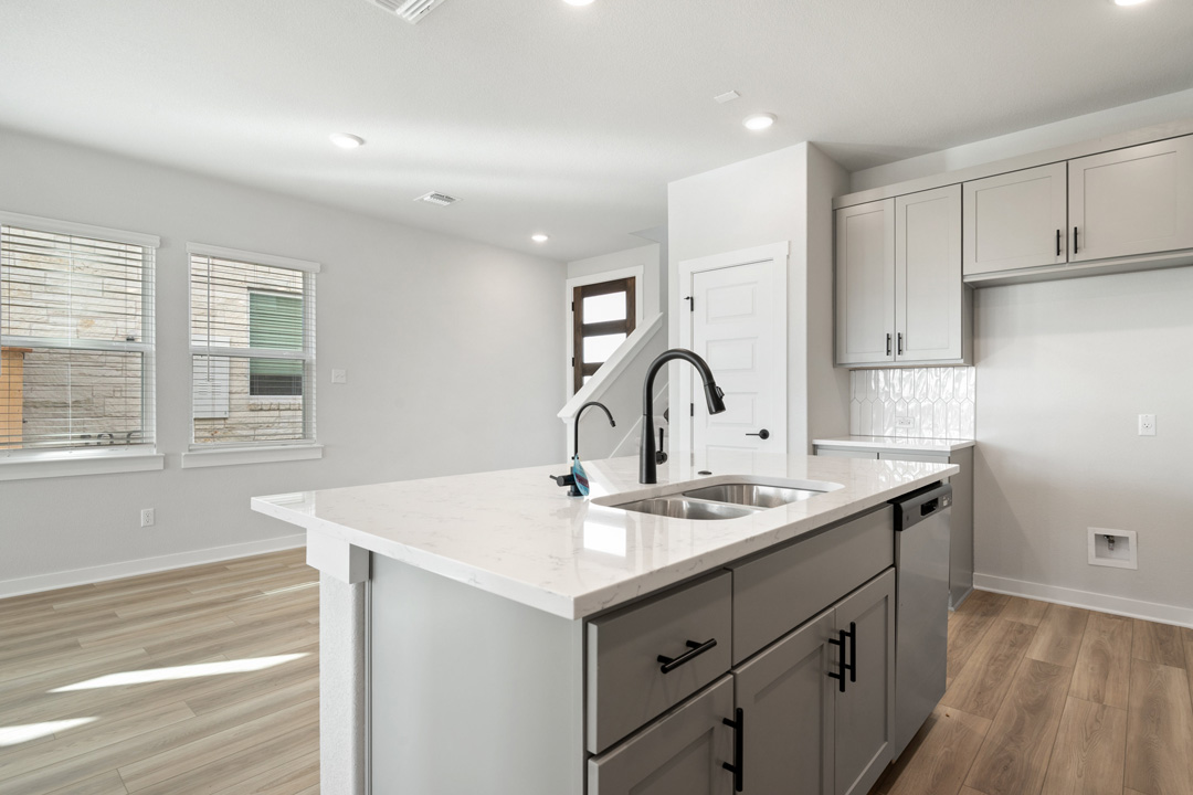 308 Emerie Way Georgetown, TX 78626 - Photo 14 of 40