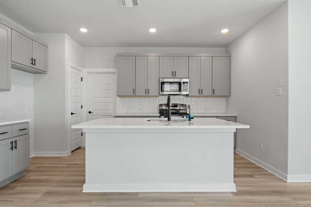 308 Emerie Way Georgetown, TX 78626 - Photo 16 of 40