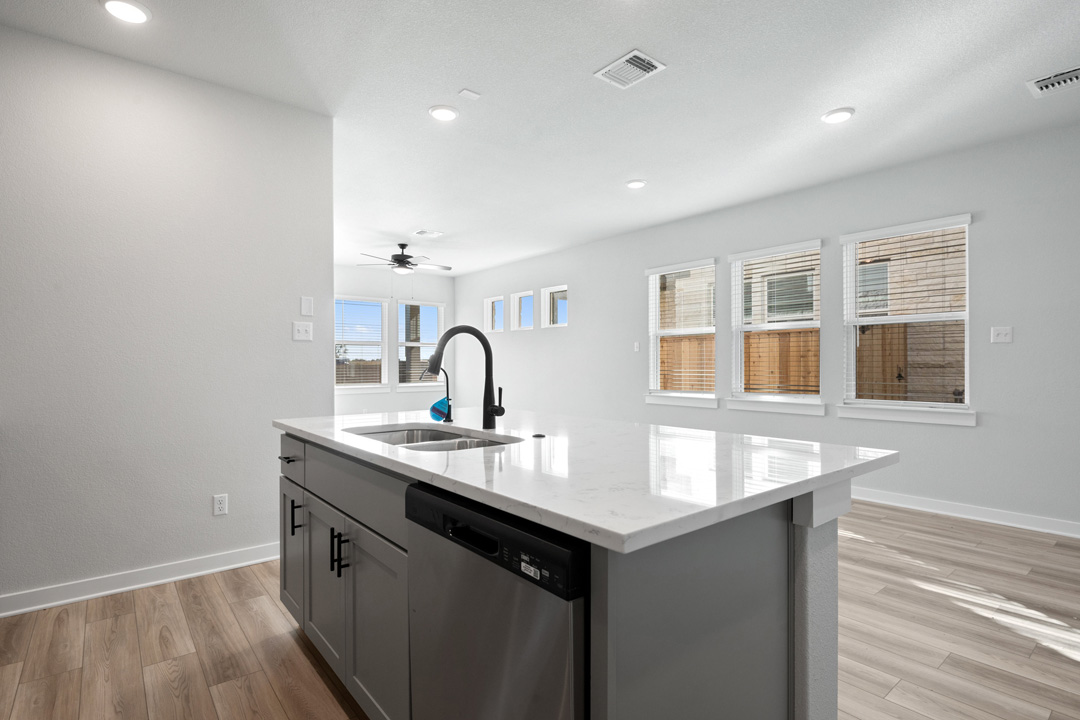 308 Emerie Way Georgetown, TX 78626 - Photo 18 of 40